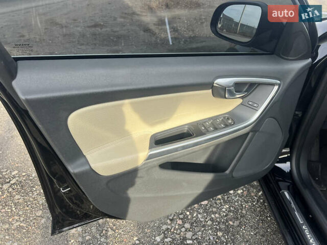 Чорний Вольво С60, об'ємом двигуна 2.52 л та пробігом 248 тис. км за 9300 $, фото 17 на Automoto.ua