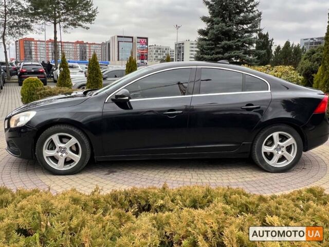 Черный Вольво С60, объемом двигателя 2 л и пробегом 150 тыс. км за 10990 $, фото 3 на Automoto.ua