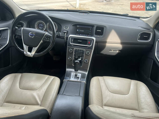 Чорний Вольво С60, об'ємом двигуна 2.52 л та пробігом 248 тис. км за 9300 $, фото 10 на Automoto.ua