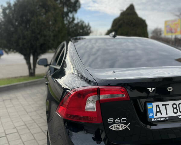 Чорний Вольво С60, об'ємом двигуна 2.52 л та пробігом 105 тис. км за 11499 $, фото 3 на Automoto.ua