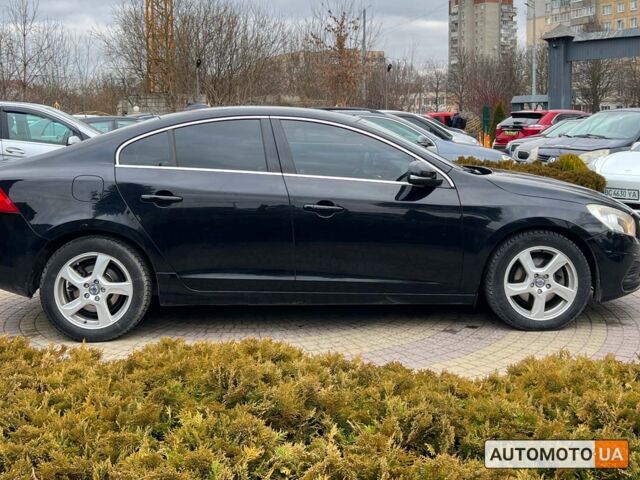 Черный Вольво С60, объемом двигателя 2 л и пробегом 150 тыс. км за 10990 $, фото 7 на Automoto.ua