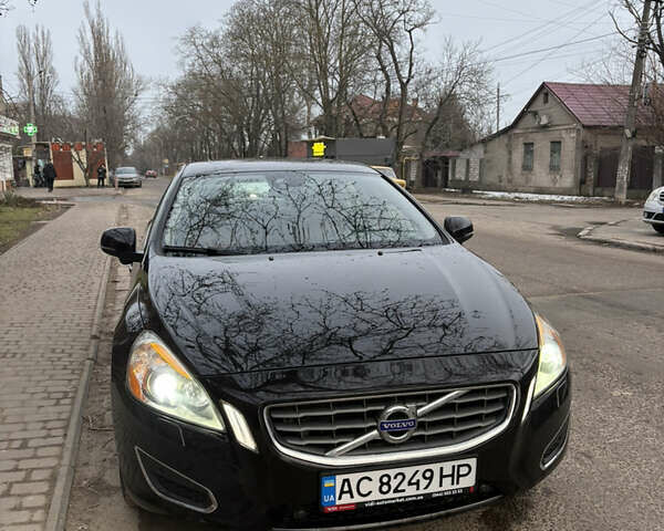 Черный Вольво С60, объемом двигателя 2.52 л и пробегом 107 тыс. км за 11000 $, фото 19 на Automoto.ua