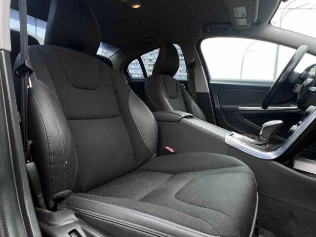 Чорний Вольво С60, об'ємом двигуна 0 л та пробігом 170 тис. км за 9690 $, фото 11 на Automoto.ua