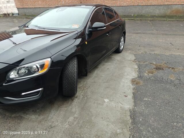 Чорний Вольво С60, об'ємом двигуна 2.5 л та пробігом 100 тис. км за 15500 $, фото 6 на Automoto.ua