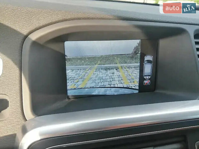 Вольво С60 2013 у Києві на Automoto.ua Чорний Вольво С60, об'ємом двигуна 2.52 л та пробігом 164 тис. км за 15300 $, фото 30 на Automoto.ua