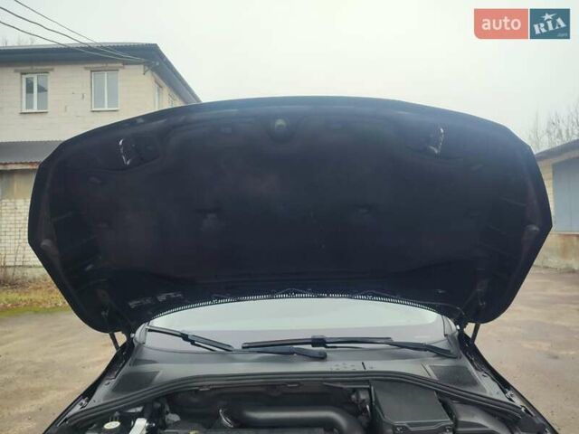 Черный Вольво С60, объемом двигателя 2.5 л и пробегом 133 тыс. км за 12100 $, фото 12 на Automoto.ua