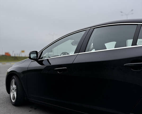 Черный Вольво С60, объемом двигателя 2.5 л и пробегом 138 тыс. км за 7900 $, фото 35 на Automoto.ua