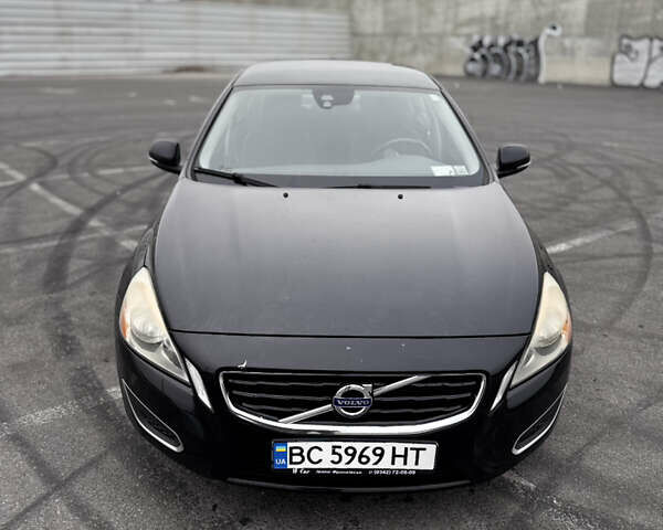 Черный Вольво С60, объемом двигателя 2.5 л и пробегом 138 тыс. км за 7900 $, фото 5 на Automoto.ua