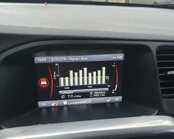 Черный Вольво С60, объемом двигателя 2.5 л и пробегом 100 тыс. км за 15500 $, фото 18 на Automoto.ua