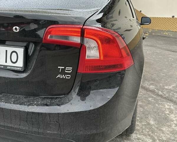Черный Вольво С60, объемом двигателя 2.5 л и пробегом 304 тыс. км за 9400 $, фото 17 на Automoto.ua