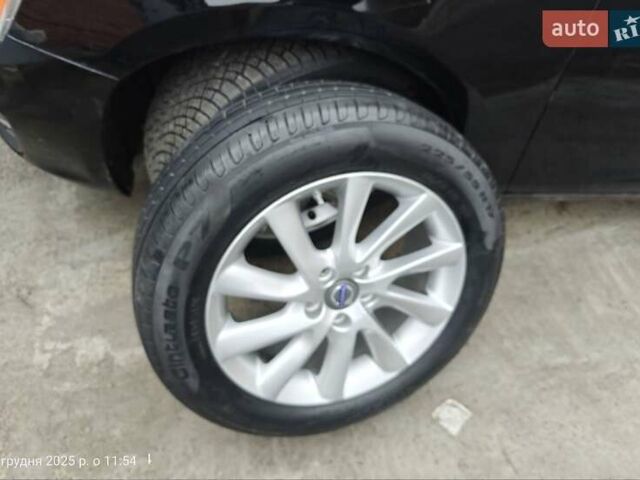 Черный Вольво С60, объемом двигателя 2.5 л и пробегом 100 тыс. км за 15500 $, фото 15 на Automoto.ua