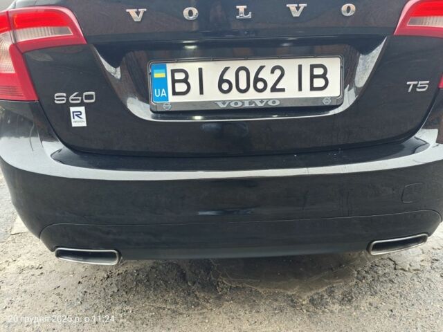 Чорний Вольво С60, об'ємом двигуна 2.5 л та пробігом 100 тис. км за 15500 $, фото 13 на Automoto.ua