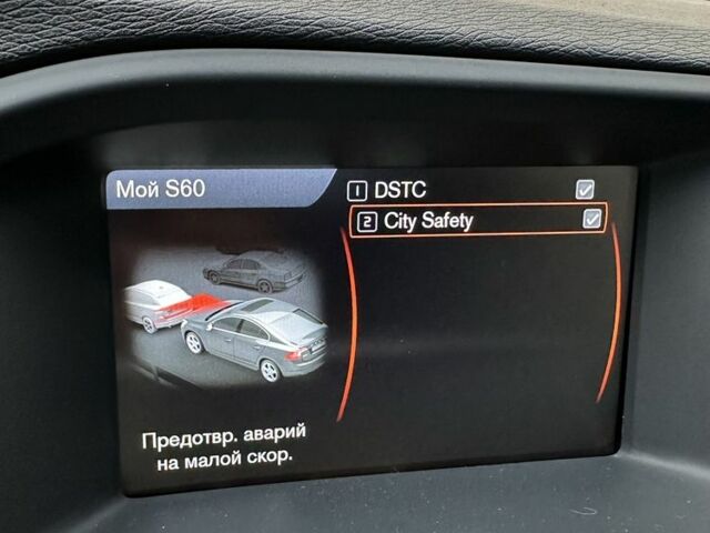 Черный Вольво С60, объемом двигателя 2.5 л и пробегом 304 тыс. км за 9400 $, фото 3 на Automoto.ua