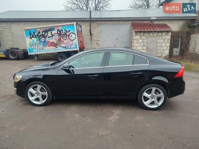 Черный Вольво С60, объемом двигателя 2.5 л и пробегом 133 тыс. км за 12100 $, фото 8 на Automoto.ua