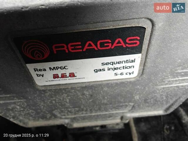 Черный Вольво С60, объемом двигателя 2.5 л и пробегом 100 тыс. км за 15500 $, фото 29 на Automoto.ua