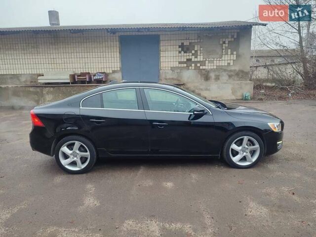 Черный Вольво С60, объемом двигателя 2.5 л и пробегом 133 тыс. км за 12100 $, фото 4 на Automoto.ua