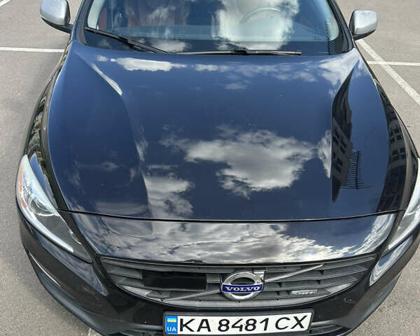 Вольво С60 2013 у Києві на Automoto.ua Чорний Вольво С60, об'ємом двигуна 2.52 л та пробігом 164 тис. км за 15300 $, фото 1 на Automoto.ua