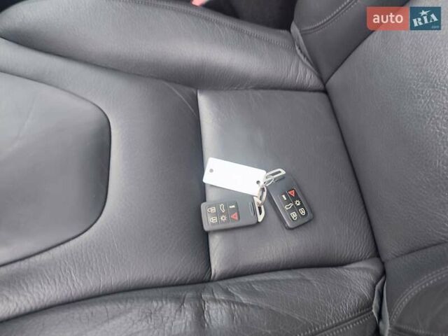 Черный Вольво С60, объемом двигателя 2.5 л и пробегом 133 тыс. км за 12100 $, фото 18 на Automoto.ua