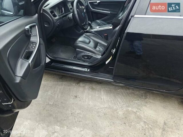 Черный Вольво С60, объемом двигателя 2.5 л и пробегом 100 тыс. км за 15500 $, фото 37 на Automoto.ua