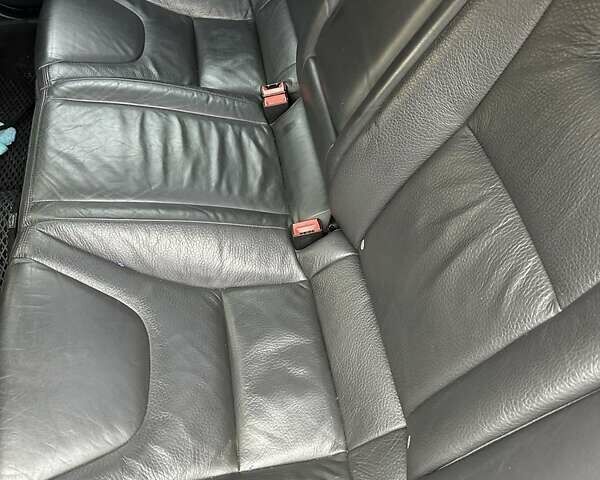 Черный Вольво С60, объемом двигателя 2.5 л и пробегом 304 тыс. км за 9400 $, фото 16 на Automoto.ua