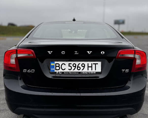 Черный Вольво С60, объемом двигателя 2.5 л и пробегом 138 тыс. км за 7900 $, фото 17 на Automoto.ua