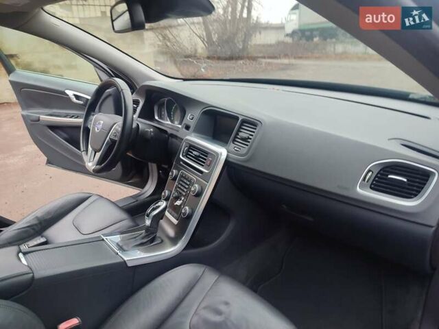 Черный Вольво С60, объемом двигателя 2.5 л и пробегом 133 тыс. км за 12100 $, фото 24 на Automoto.ua