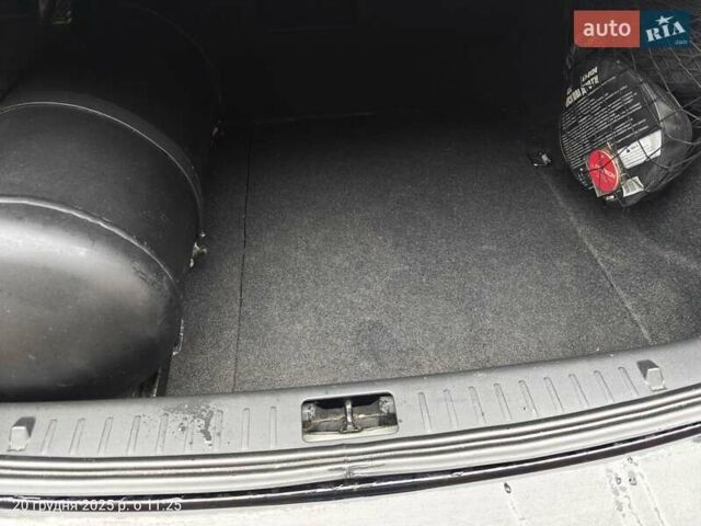 Черный Вольво С60, объемом двигателя 2.5 л и пробегом 100 тыс. км за 15500 $, фото 9 на Automoto.ua