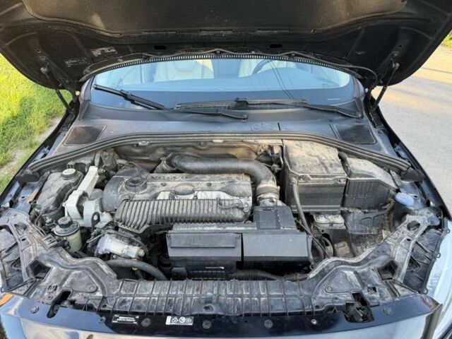 Чорний Вольво С60, об'ємом двигуна 2.5 л та пробігом 3 тис. км за 11000 $, фото 23 на Automoto.ua