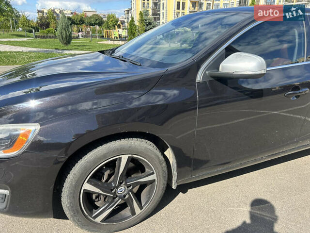 Вольво С60 2013 у Києві на Automoto.ua Чорний Вольво С60, об'ємом двигуна 2.52 л та пробігом 164 тис. км за 15300 $, фото 16 на Automoto.ua