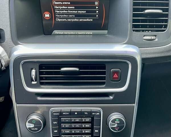 Черный Вольво С60, объемом двигателя 2 л и пробегом 215 тыс. км за 13000 $, фото 10 на Automoto.ua