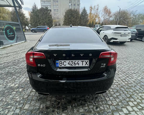 Черный Вольво С60, объемом двигателя 2.5 л и пробегом 155 тыс. км за 12599 $, фото 4 на Automoto.ua