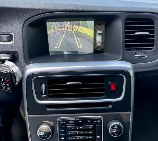 Черный Вольво С60, объемом двигателя 2 л и пробегом 215 тыс. км за 13000 $, фото 11 на Automoto.ua