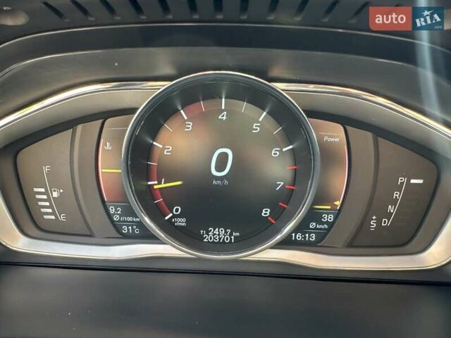 Черный Вольво С60, объемом двигателя 1.97 л и пробегом 203 тыс. км за 14500 $, фото 18 на Automoto.ua