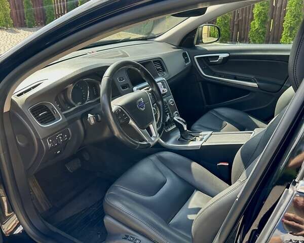 Черный Вольво С60, объемом двигателя 1.97 л и пробегом 203 тыс. км за 14500 $, фото 13 на Automoto.ua