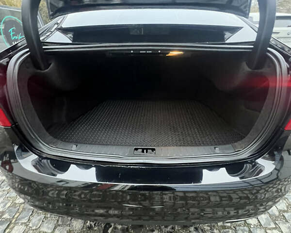 Черный Вольво С60, объемом двигателя 2.5 л и пробегом 155 тыс. км за 12599 $, фото 12 на Automoto.ua