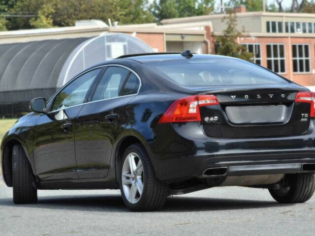 Чорний Вольво С60, об'ємом двигуна 2.5 л та пробігом 74 тис. км за 9500 $, фото 2 на Automoto.ua