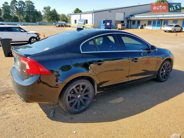 Вольво С60 2015 у Чернігові на Automoto.ua Чорний Вольво С60, об'ємом двигуна 2 л та пробігом 135 тис. км за 1300 $, фото 2 на Automoto.ua