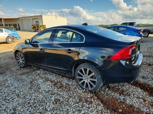 Черный Вольво С60, объемом двигателя 2 л и пробегом 119 тыс. км за 6900 $, фото 1 на Automoto.ua