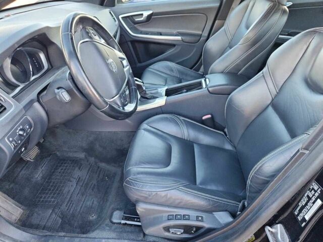 Черный Вольво С60, объемом двигателя 2 л и пробегом 119 тыс. км за 6900 $, фото 6 на Automoto.ua