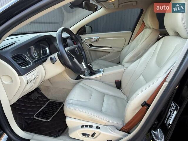 Черный Вольво С60, объемом двигателя 1.97 л и пробегом 140 тыс. км за 10500 $, фото 34 на Automoto.ua