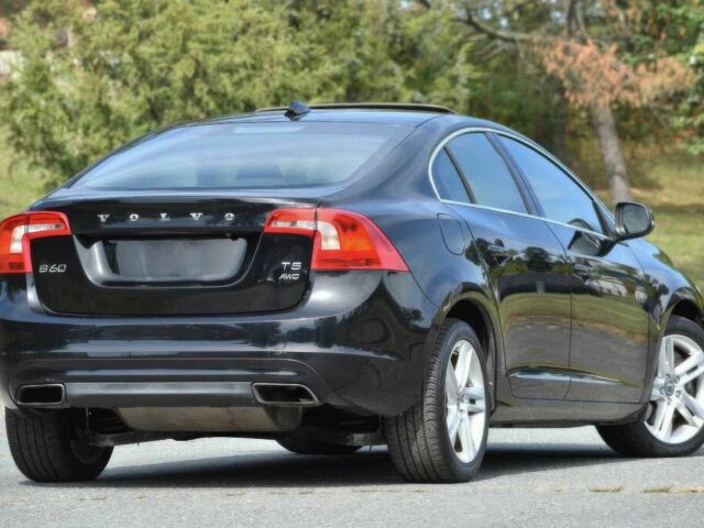 Чорний Вольво С60, об'ємом двигуна 2.5 л та пробігом 74 тис. км за 9500 $, фото 4 на Automoto.ua