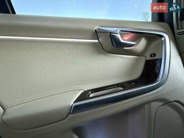 Черный Вольво С60, объемом двигателя 1.97 л и пробегом 140 тыс. км за 10500 $, фото 69 на Automoto.ua