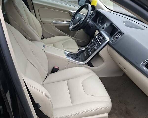 Чорний Вольво С60, об'ємом двигуна 1.97 л та пробігом 209 тис. км за 9500 $, фото 3 на Automoto.ua