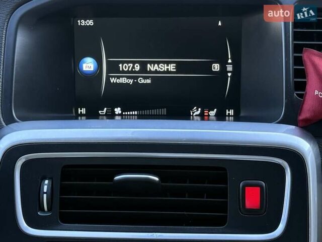 Черный Вольво С60, объемом двигателя 1.97 л и пробегом 140 тыс. км за 10500 $, фото 64 на Automoto.ua