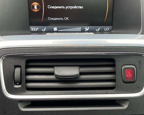 Черный Вольво С60, объемом двигателя 1.97 л и пробегом 220 тыс. км за 12300 $, фото 20 на Automoto.ua