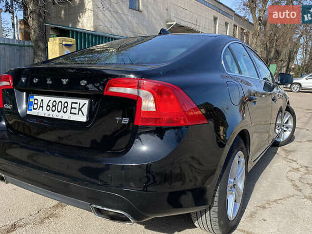 Чорний Вольво С60, об'ємом двигуна 2 л та пробігом 119 тис. км за 11000 $, фото 2 на Automoto.ua