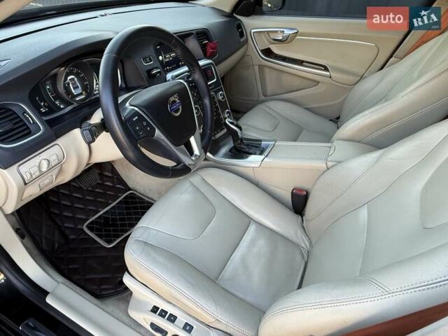 Черный Вольво С60, объемом двигателя 1.97 л и пробегом 140 тыс. км за 10500 $, фото 38 на Automoto.ua