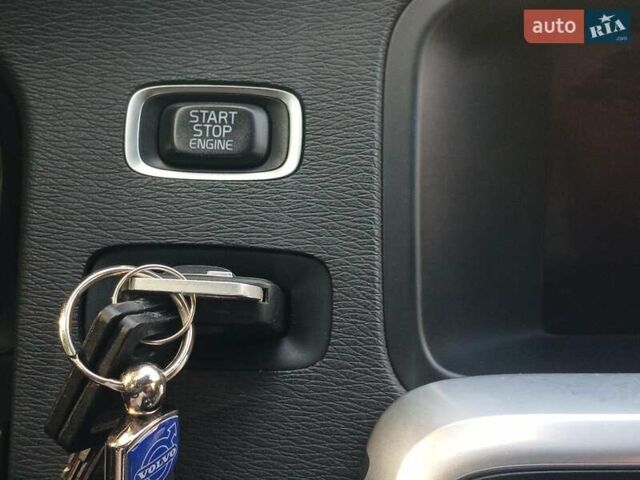 Черный Вольво С60, объемом двигателя 2 л и пробегом 255 тыс. км за 11790 $, фото 19 на Automoto.ua
