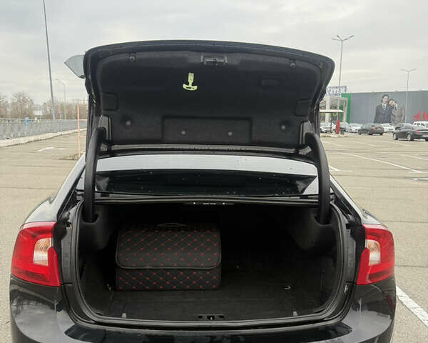 Чорний Вольво С60, об'ємом двигуна 2.5 л та пробігом 77 тис. км за 13500 $, фото 14 на Automoto.ua