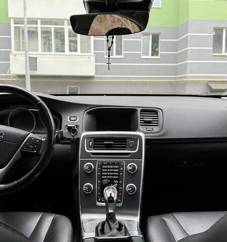 Чорний Вольво С60, об'ємом двигуна 1.97 л та пробігом 165 тис. км за 13600 $, фото 9 на Automoto.ua